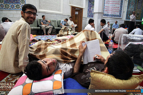 مراسم اعتکاف در مسجد امام محمد باقر (ع) 