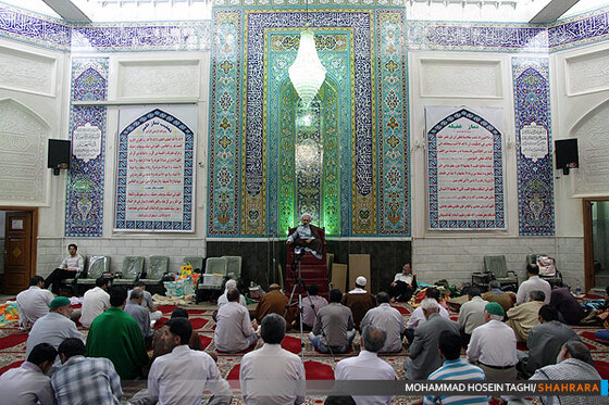 مراسم اعتکاف در مسجد امام محمد باقر (ع) 