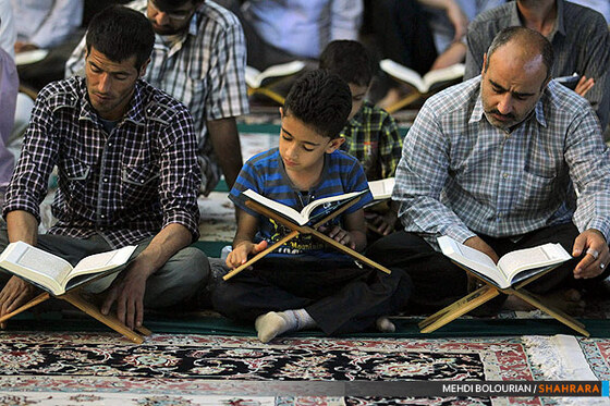 تلاوت قرآن کریم در مسجد گوهرشاد