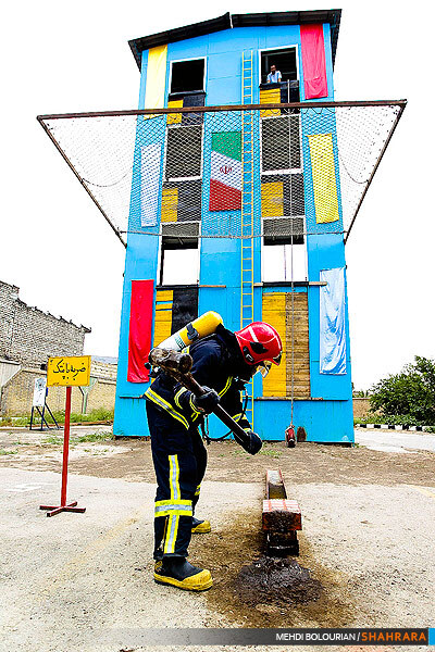 تمرینات ویژه آتش نشانان