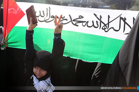 راهپیمایی نمازگزاران در اعتراض به توهین به پیامبر اعظم(ص)