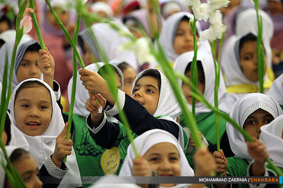جشن شکوفه ها در حرم رضوی