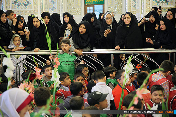 جشن شکوفه ها در حرم رضوی