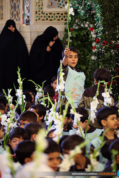 جشن شکوفه ها در حرم رضوی
