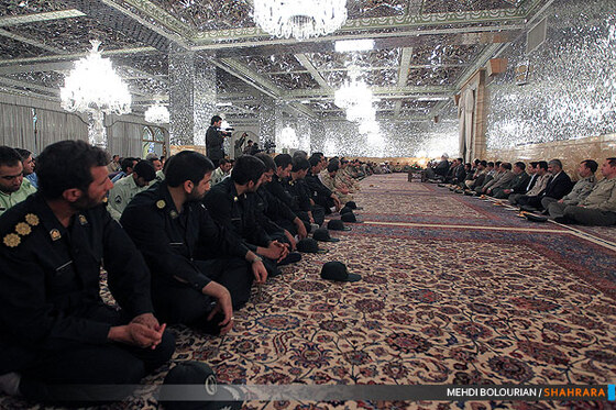 دیدار آیت الله واعظ طبسی با جمعی از نیروهای مسلح 