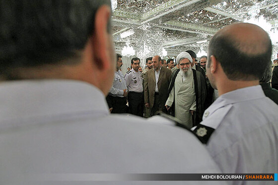 دیدار آیت الله واعظ طبسی با جمعی از نیروهای مسلح 