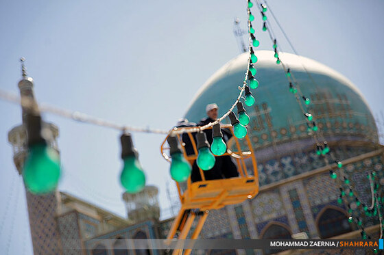 آذین بندی صحن و سرای حرم امام هشتم (ع)