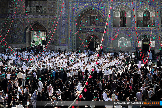 تشرف سالمندان و معلولین به حرم امام رضا(ع)