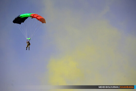 مراسم رژه نیروهای مسلح در هفته دفاع مقدس