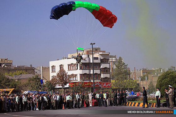 مراسم رژه نیروهای مسلح در هفته دفاع مقدس