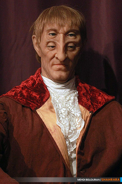 نمایشگاه مجسمه های مومی مشاهیر و عجایب