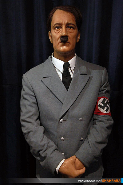 نمایشگاه مجسمه های مومی مشاهیر و عجایب