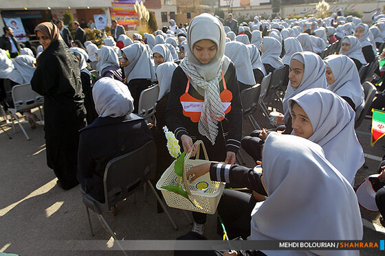آغاز توزیع شیر رایگان در مدارس شهر مشهد