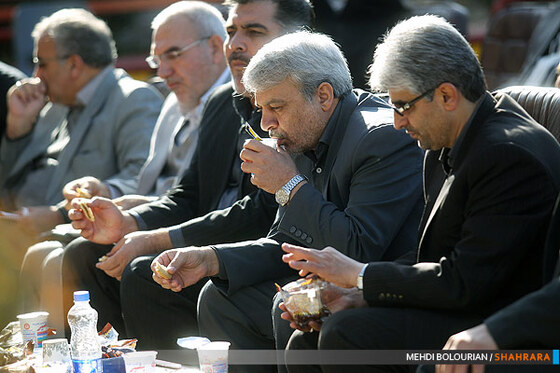 آغاز توزیع شیر رایگان در مدارس شهر مشهد