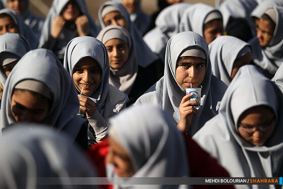 آغاز توزیع شیر رایگان در مدارس شهر مشهد