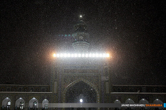 برف در حرم رضوی