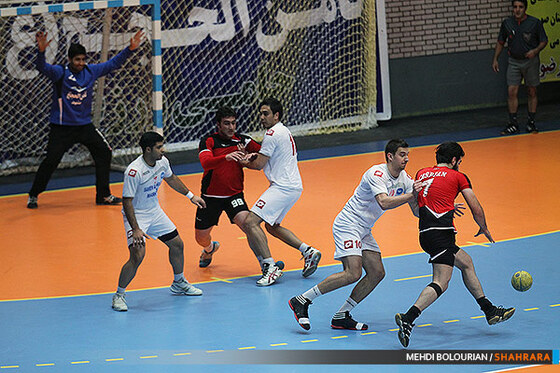 هندبال ثامن الحجج و کاسپین