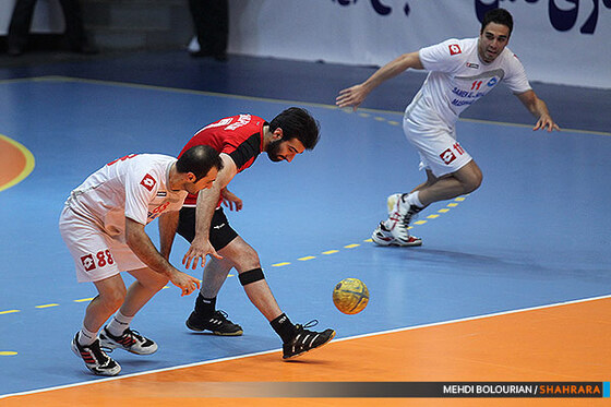 هندبال ثامن الحجج و کاسپین