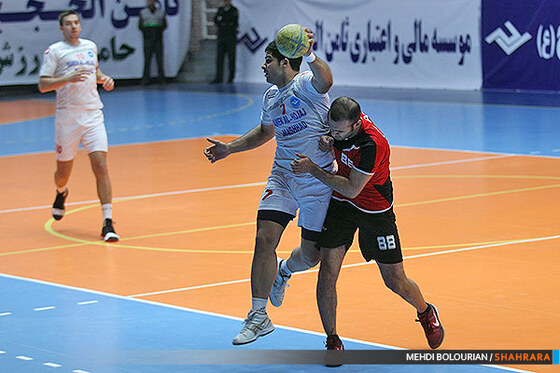 هندبال ثامن الحجج و کاسپین