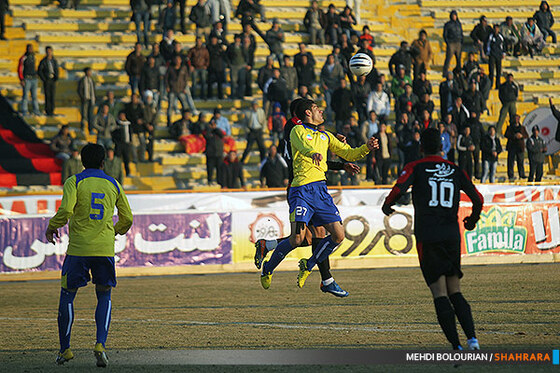 دیدار تیم های ابومسلم و نفت مسجد سلیمان