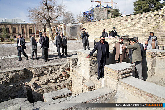 بازدید شهردار مشهد از خانه ملک 
