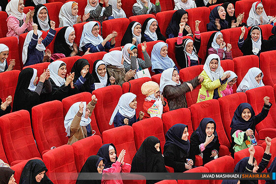 جشن تولد 220 هزار دانش آموزابتدایی