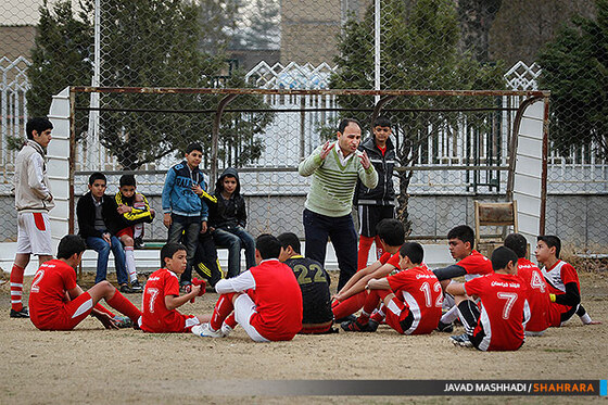 مسابقات فوتبال نوجوانان محلات مشهد