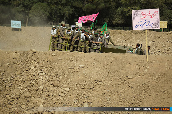 جبهه همین نزدیکی است