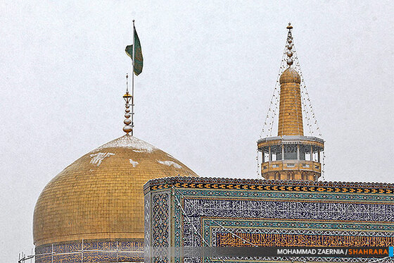 بارش برف در آستان امام علی ابن موسی الرضا(ع)