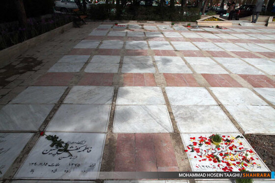 زیارت اهل غبور در اولین پنج شنبه سال