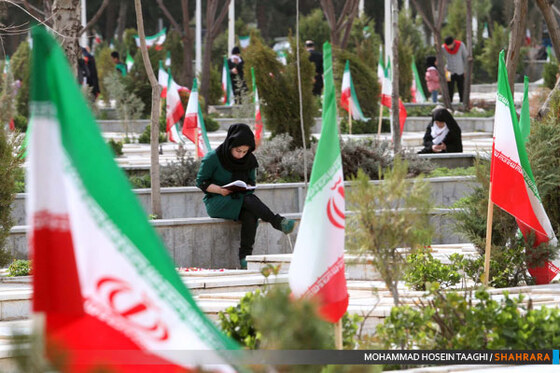 زیارت اهل غبور در اولین پنج شنبه سال