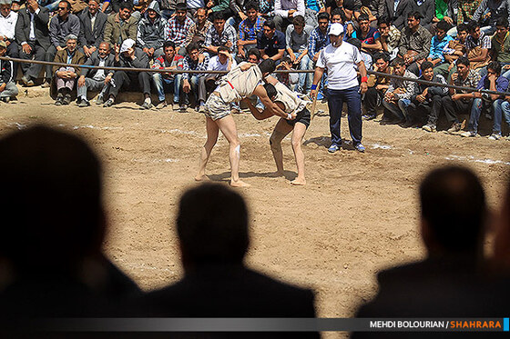 مسابقات کشتی چوخه گرماب