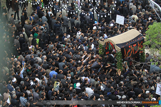 تشییع شهدای گمنام