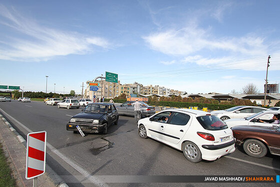 تصادف و راهبندان در میدان قائم