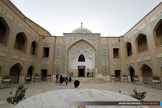 مقبره پیر پالان دوز