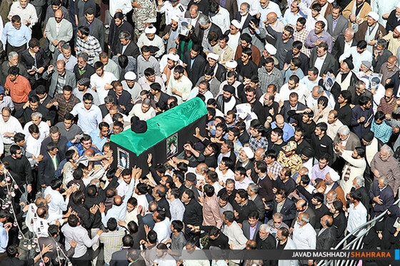 تشییع پیکر آیت الله زنجانی