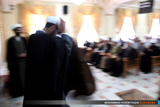 مراسم عمامه گذاری طلاب دانشگاه علوم اسلامی رضوی 