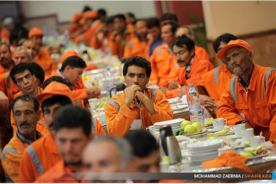 دیدار شهردار با خادمان پاکیزگی شهر