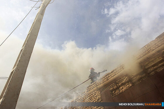 آتش سوزی گسترده کاروانسرای شاهرودی ها