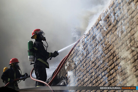 آتش سوزی گسترده کاروانسرای شاهرودی ها