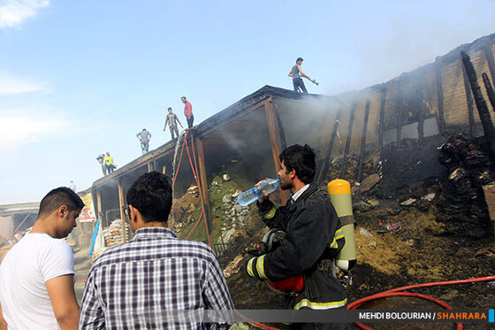 آتش سوزی گسترده کاروانسرای شاهرودی ها