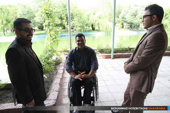 عیادت کارکنان روزنامه شهرآرا از جانبازان دفاع مقدس