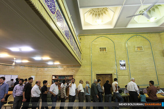 حضور مردم در  یازدهمین دوره انتخابات ریاست جمهوری در حرم مطهر امام رضا(ع)