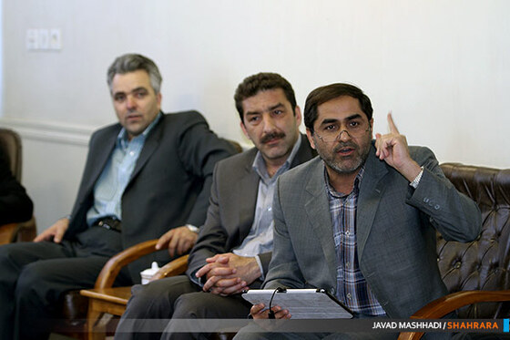 دیدار جمعی از تولید کنندگان با امام جمعه مشهد