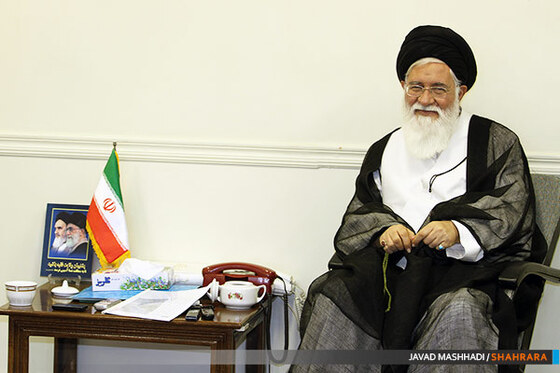 دیدار جمعی از تولید کنندگان با امام جمعه مشهد