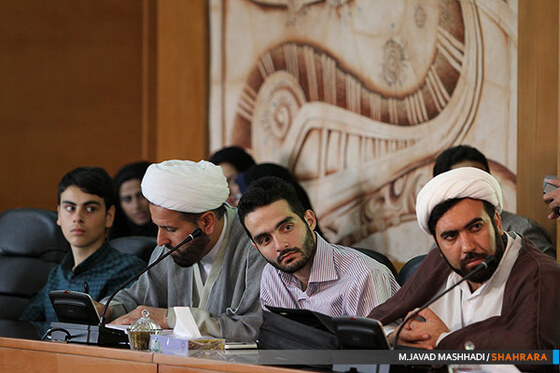 نصب تابلوی حدترخص خروجی شهر