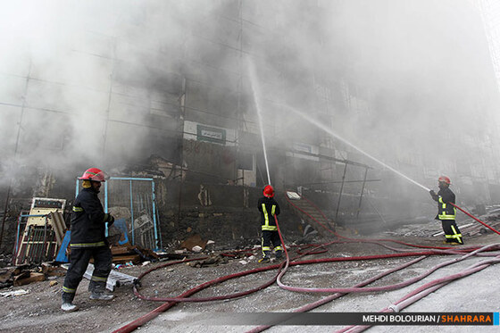 آتش سوزی در ساختمان در حال ساخت