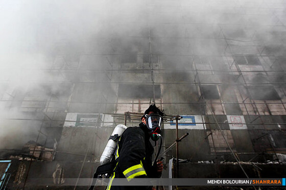 آتش سوزی در ساختمان در حال ساخت