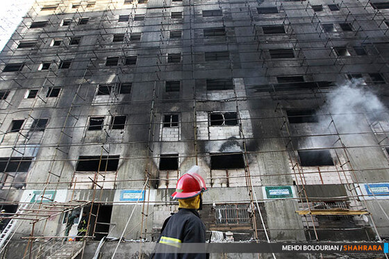 آتش سوزی در ساختمان در حال ساخت