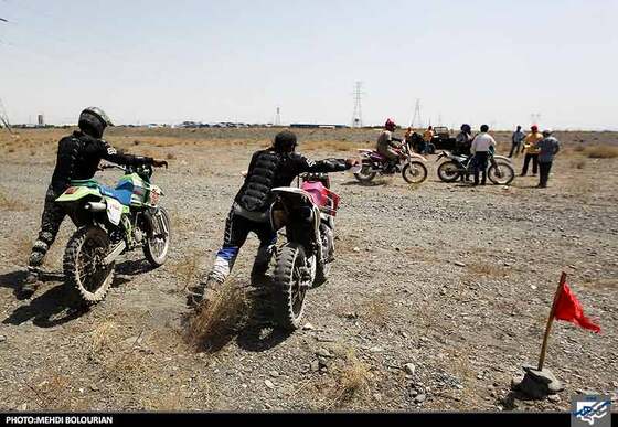 مسابقات قهرمانی موتور کراس